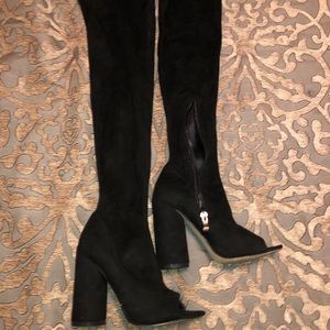 Thigh high boots (Black)